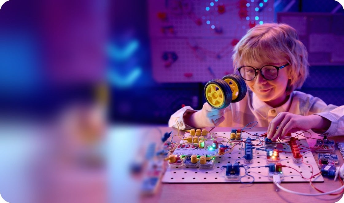 Circuit Explorer Kits