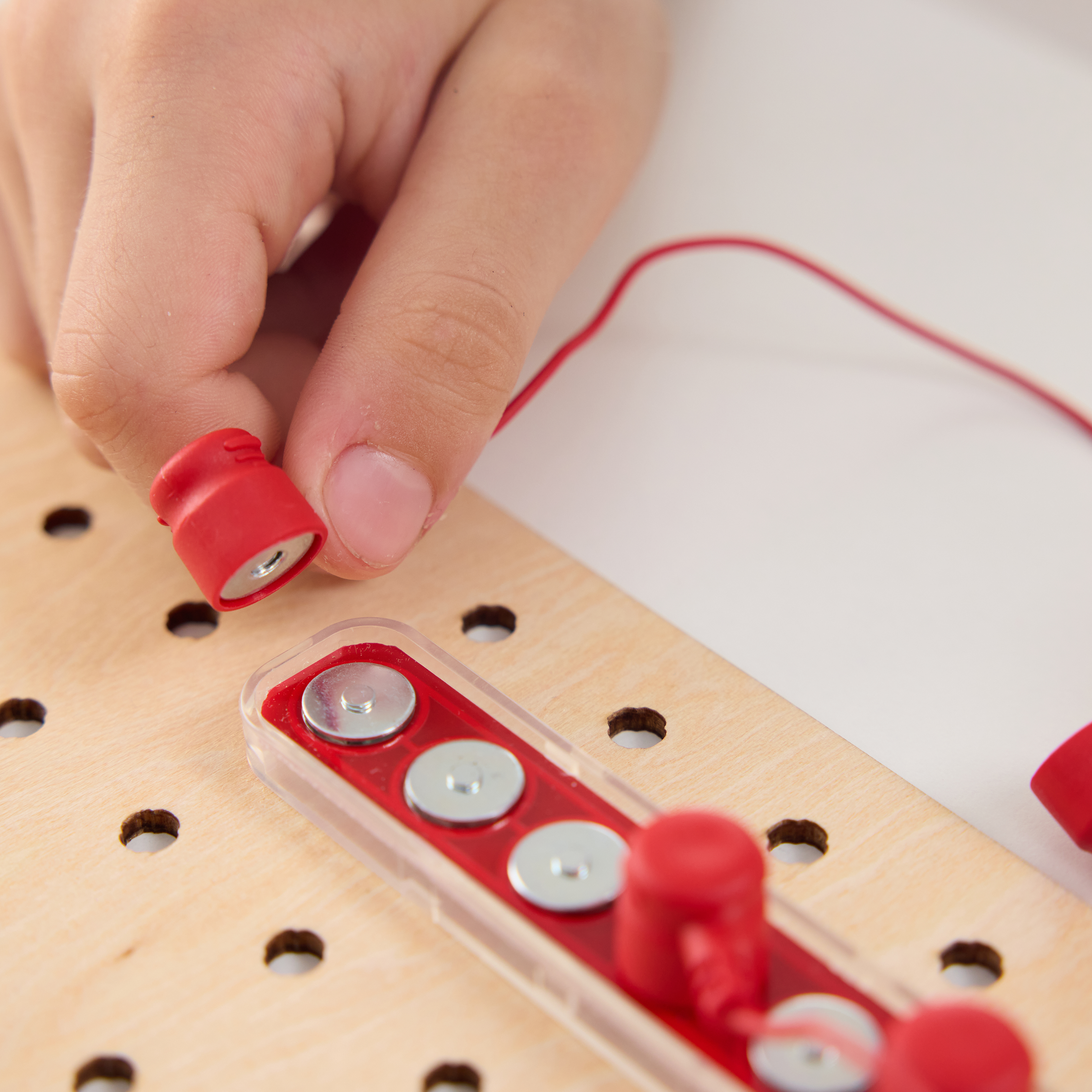 Circuit Explorer Lab Kit (ES, FR, EN)
